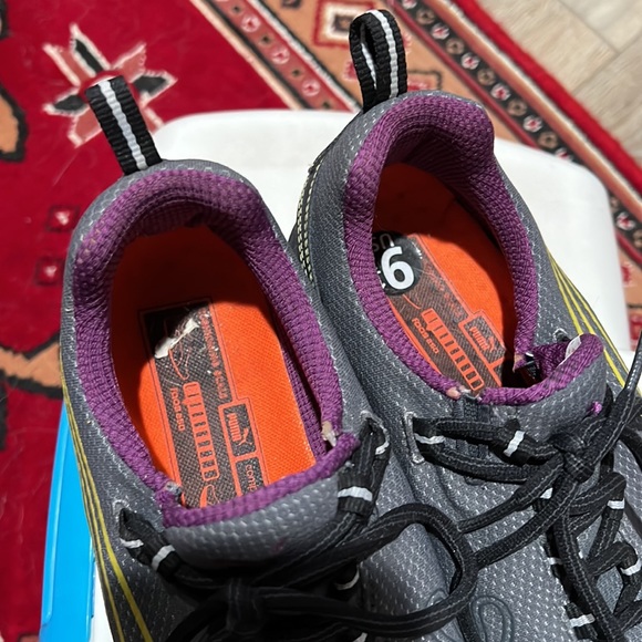 1 hour sale. Puma. Complete running shoe - Picture 9 of 9